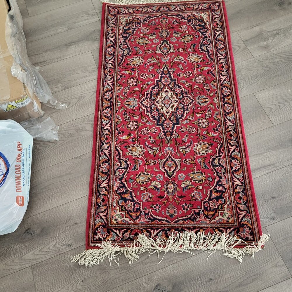 Persian Rug - Picture 2 of 6